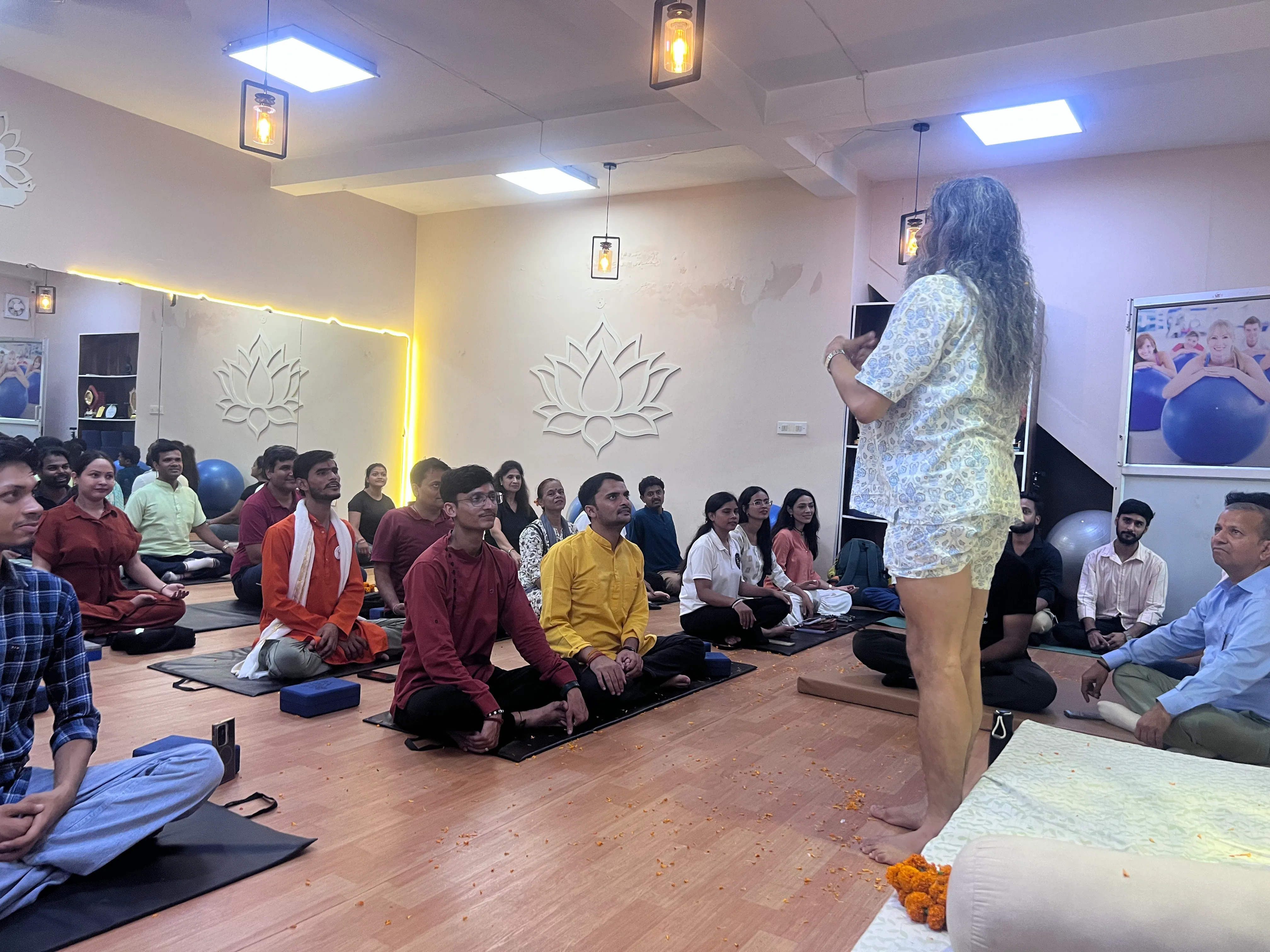 Prenatal and Post Natal Yoga Teacher Training in Noida | Pregnancy Yoga TTC